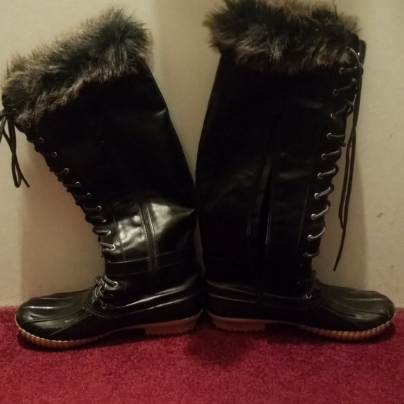 Black Duck Boots - Picture 3 of 8